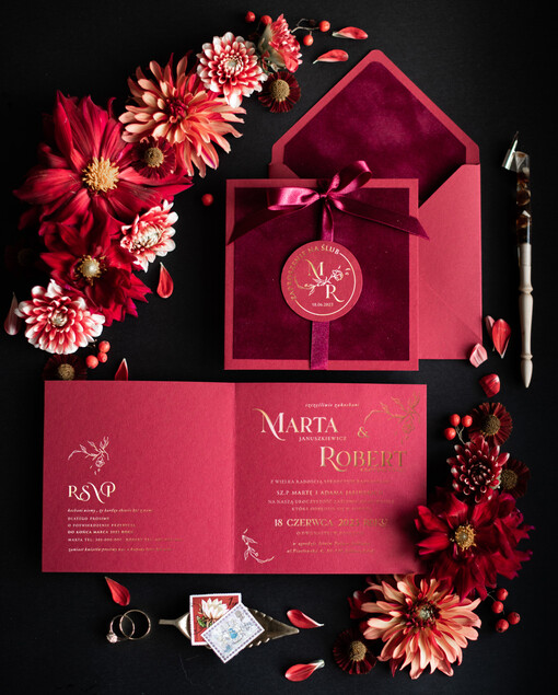 Złote Glamour Ekskluzywne  Minimalistyczne zaproszenia ślubne, Welurowe zaproszenie ślubne Bordowe zaproszenie na ślub Welur