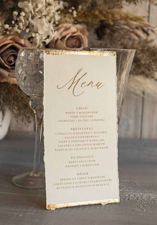 glamour karta dań weselnych menu weselne plan podawania posiłków, złote i eleganckie na klasyczne wesele, menu weselne ze złotem, karta dań z płatkami złota