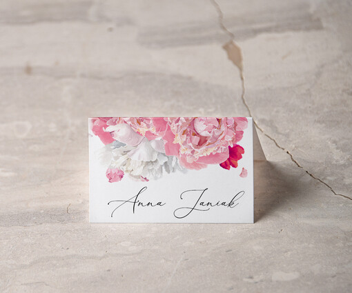 rustykalne eleganckie wizytówki ślubne piwonie winietki na wesele w stylu rustykalnym