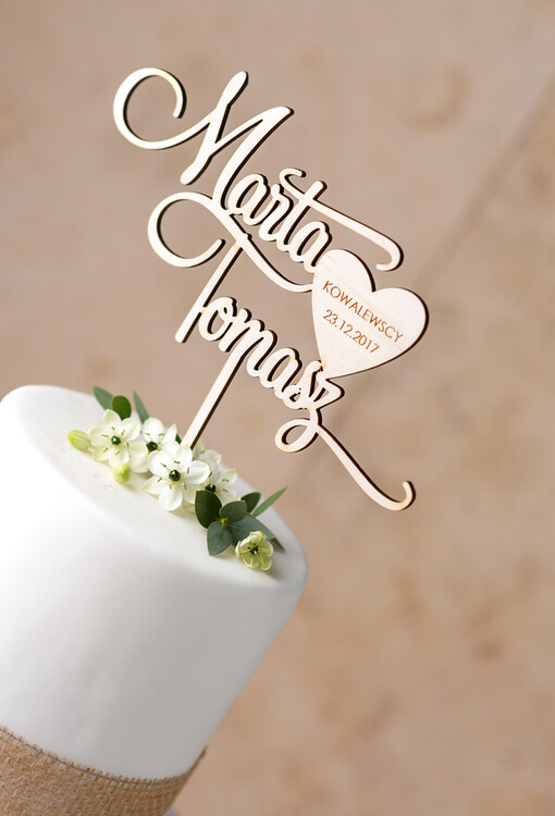 statuetki drewniane ozdoby na tort weselny