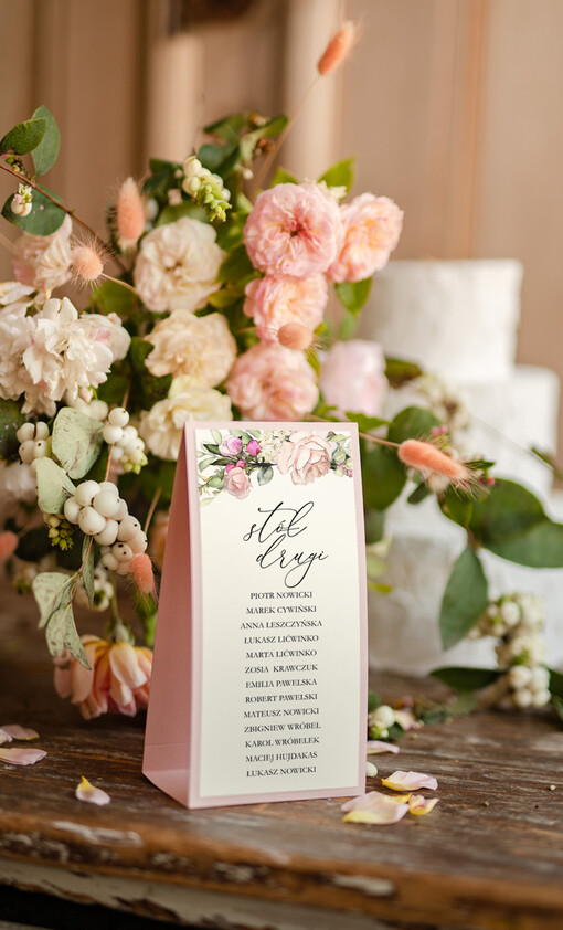 Otwarte jednokartkowe usadzenie gości numery na stół weselny, klasyczne i eleganckie usadzenie gości na weselu