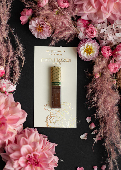 Czekoladki eleganckie podziękowania dla gości weselnych, czekoladki merci personalizowane podziękowania dla gości