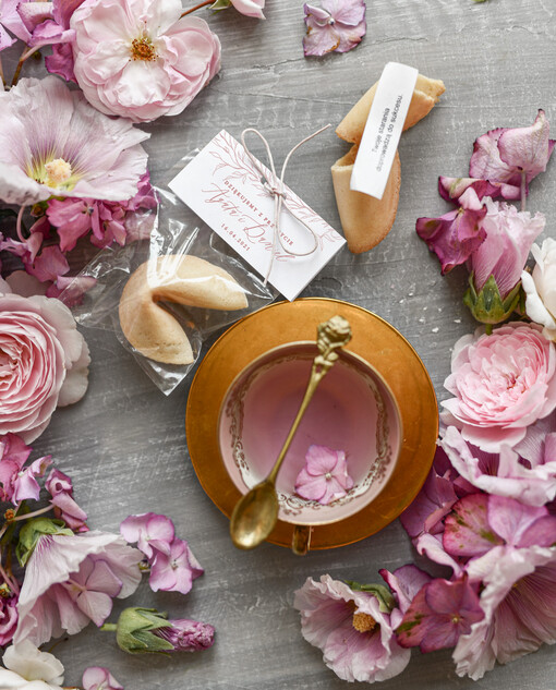 Ciasteczka z wróżbą prezenty dla gości na weselu, ciastko z wróżbą