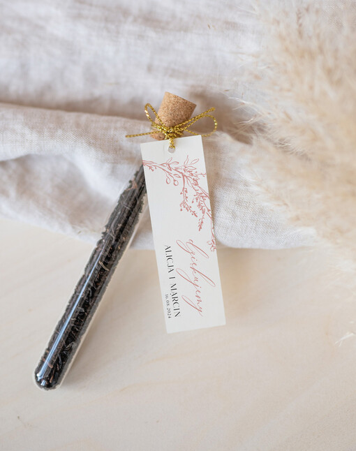 Fiolki prezenty dla gości weselnych, piękne podziękowania dla gości weselnych, ręcznie zdobione fiolki z herbatą, fiolki na herbatę, podziękowania dla gości herbata