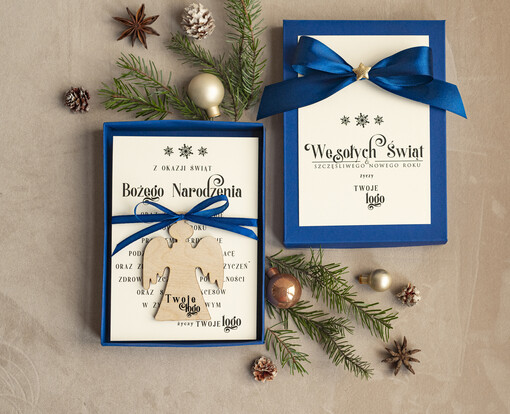 kartka pudełko Biznesowe kartki świąteczne z logo w pudełku z bombką aniołek  na choinkę- drewniane zawieszki na choinkę prezent dla klientów