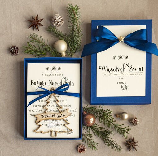 kartka pudełko Biznesowe kartki świąteczne z logo w pudełku z bombką sniezynka na choinkę- drewniane zawieszki na choinkę prezent dla klientów