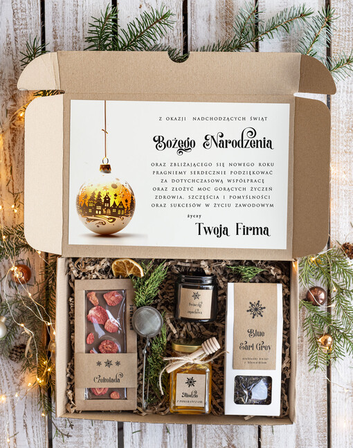 słodkie zestawy  Oryginalne prezenty świąteczne dla pracowników prezenty bożonarodzeniowe z logo prezent świąteczny dla pracowników od firmy eleganckie prezenty dla klientów biznesowych