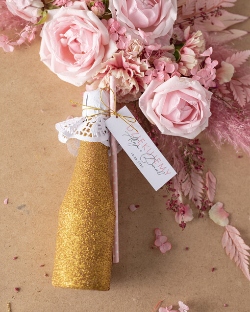 brokatowe butelki upominki podziękowania za przybycie po ślubie, brokatowe butelki