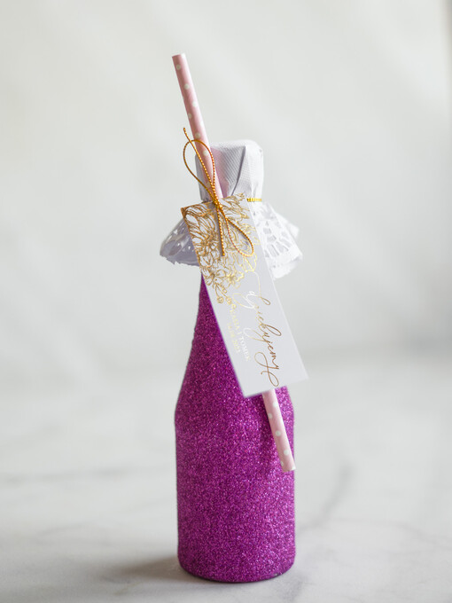 brokatowe butelki prezencik dla gości weselnych, świecące butelki