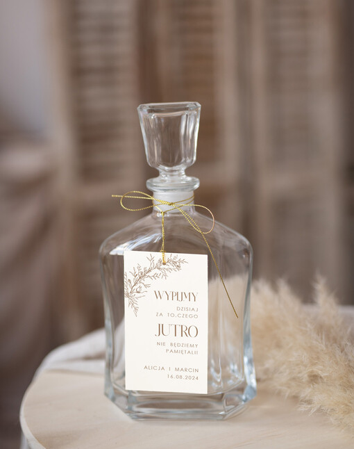 Nowoczesne prosta forma  rustykalne zawieszki ślubne, zawieszki na alkohol z dowolną treścią, ozdobna zawieszka na wódkę weselną, etykieta na butelki, proste zawieszki ślubne