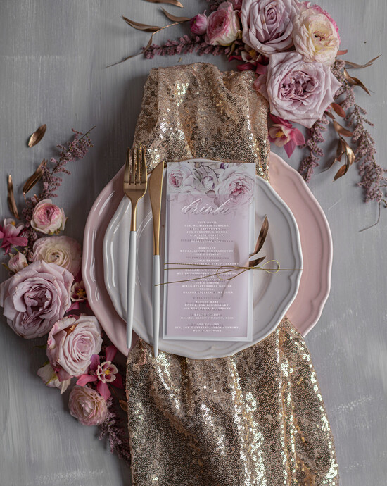 Menu glamour ślubne menu z planem podawania dań wesenych eleganckie zlocone litery wasza treść 01/kalkaL/m
