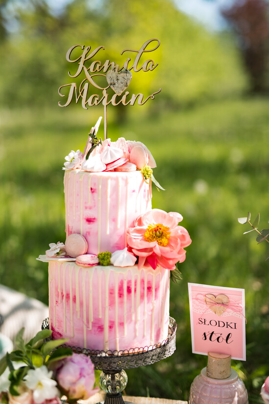 Figurki na tort / cake topper statuetki drewniane ozdoby na tort weselny    01/korkor/ST