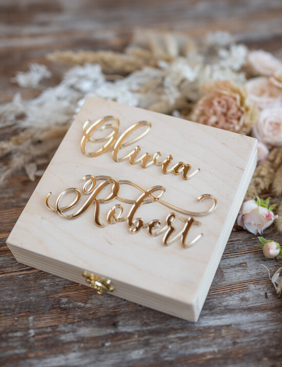 Pudełka Szkatułki na Obrączki szkatułki szkatułka na obrączki ślubne wasze imiona i data 14/drew/szk