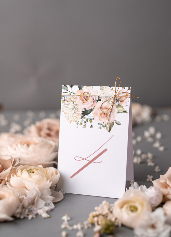 Numery na stół Boho/Etno/Pióra tabliczka z numerem stołu weselnego piękne kwiaty w stylu boho beda ozodoba stołu 1/kalkaF/nrS