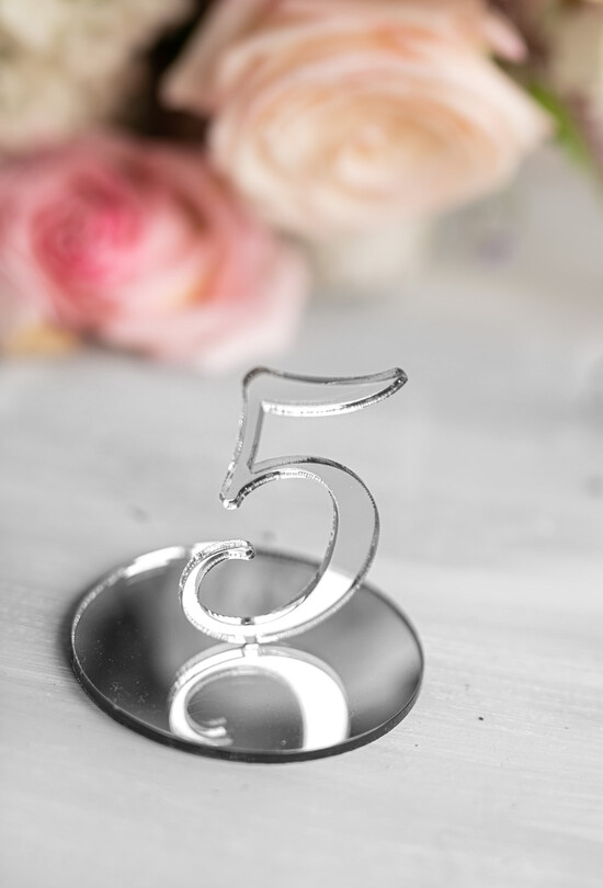 Numery na stół Akryl numery na stoły weselne nowoczesne stebrny akryl  20/akryl/nrS