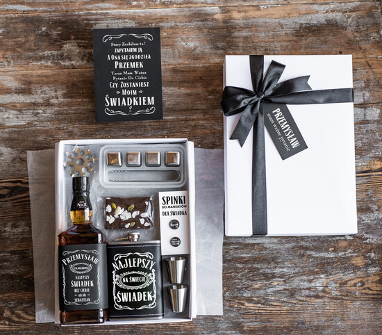 Prezenty dla świadków boxy prezentowe dla Świadka zestaw prezentowy czy zostaniesz moim świadkiem box prezentowy dla świadka naklejka na butelkę whisky 31/pudD/swiadek