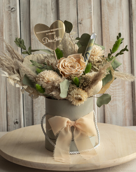 Prezenty dla Młodej Pary flowerbox, kartki z życzeniami, pudełka na prezenty prezent dla Pary Młodej flowerbox z suszonych kwiatów, pomysł na wręczenie pieniędzy Parze Młodej, k 01/fboxT/MPara