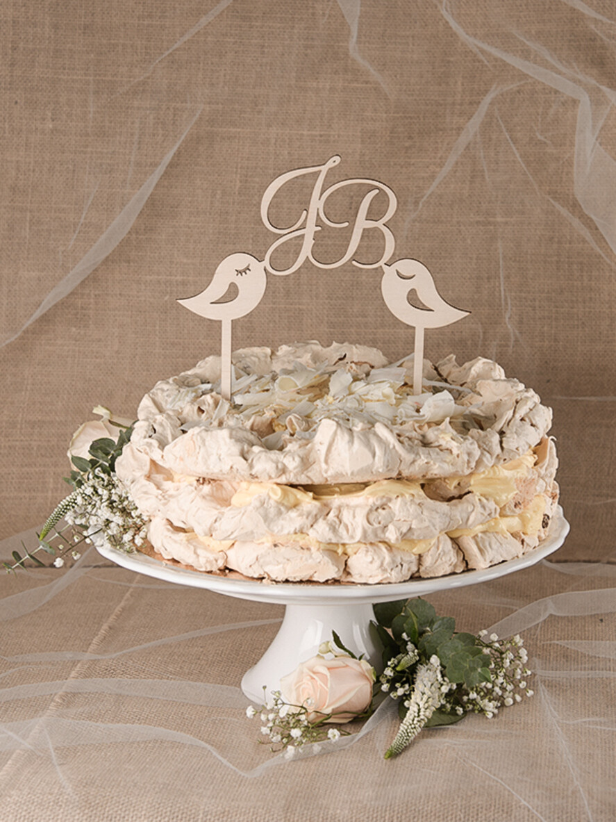 Figurki na tort / cake topper statuetki drewniane statuetki na tort weselny   0