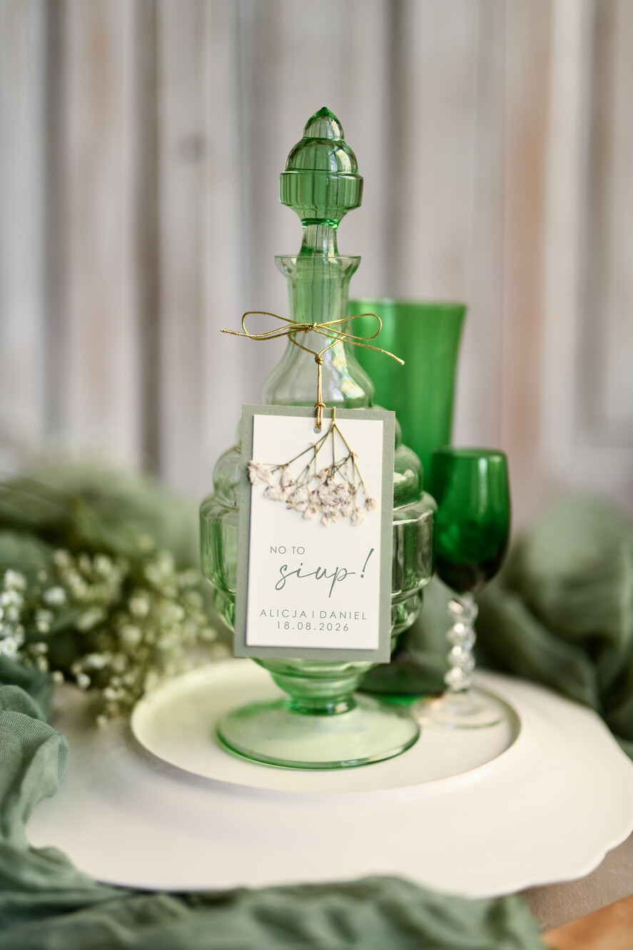 Zawieszki na butelki botaniczne podróżnicze zawieszka na weselny alkohol, zawieszki na ślubny trunek, zawieszki na nalewki weselne, personalizowane zawieszki na butelkę z suszoną gipsówką 0