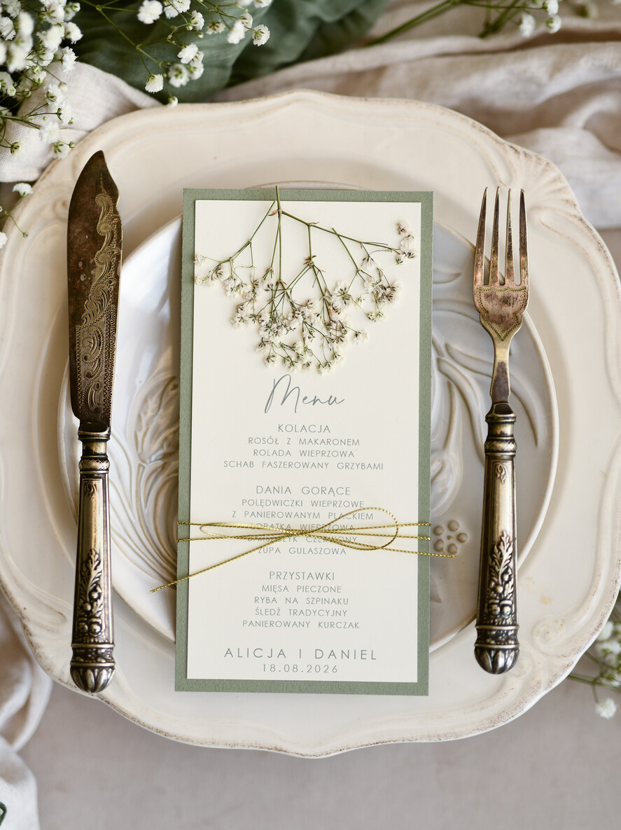 Menu botaniczne podróżnicze menu weselne z suszoną gipsówką, menu na stoły weselne karta potraw weselnych, karta dań na weselu z suszonymi kwiatami0