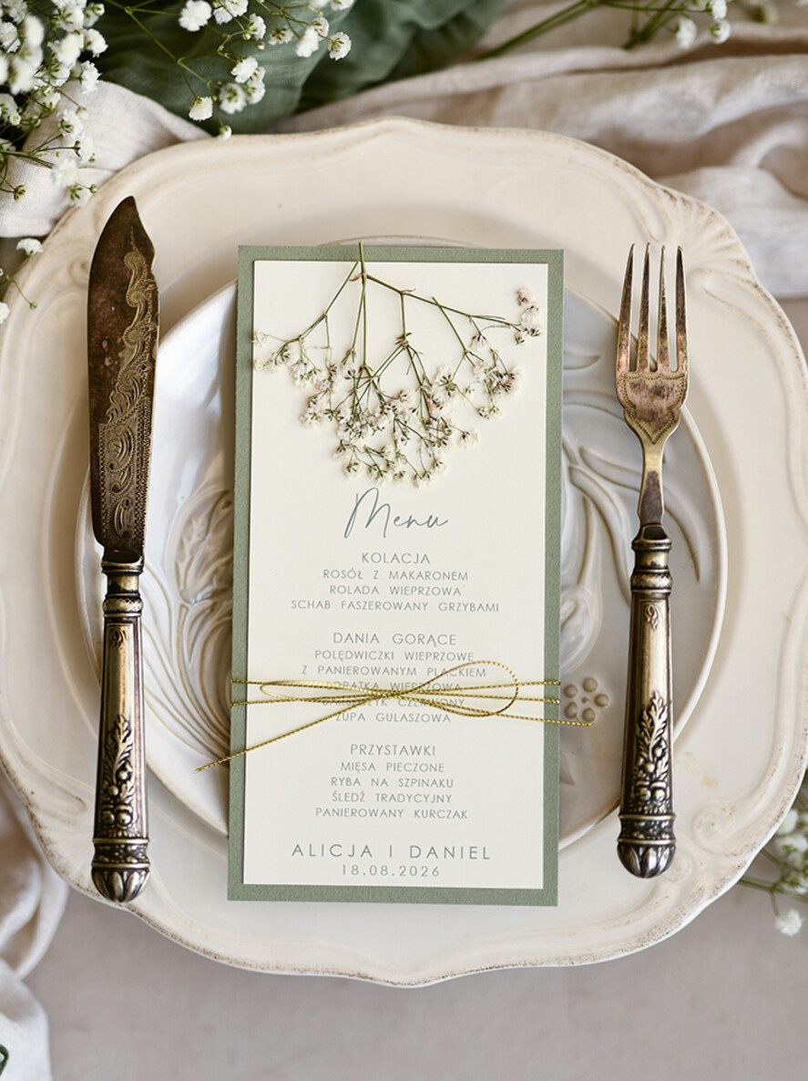 Menu botaniczne podróżnicze menu weselne z suszoną gipsówką, menu na stoły weselne karta potraw weselnych, karta dań na weselu z suszonymi kwiatami0