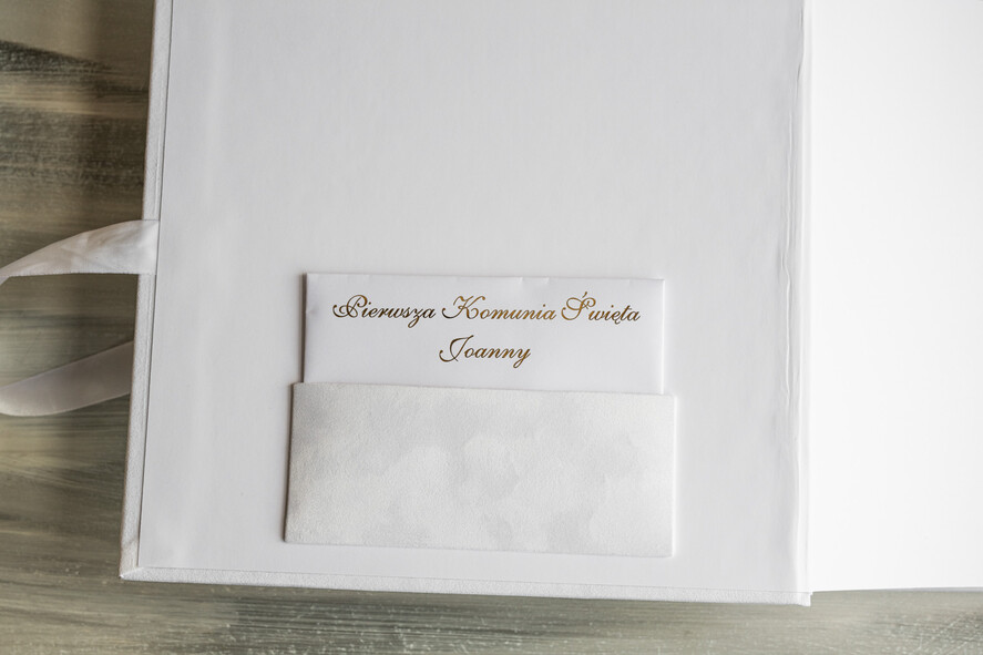 Albumy ślubne Pudełka na zdjęcia album na zdjęcia Pamiątka Pierwszej Komunii Świętej, Personalizowany Album na zdjęcia, Prezent na Pierwszą Komunię Świętą, Biały Welurowy Album na Zdjęcia13