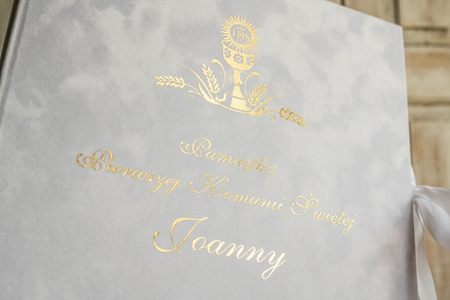 Albumy ślubne Pudełka na zdjęcia album na zdjęcia Pamiątka Pierwszej Komunii Świętej, Personalizowany Album na zdjęcia, Prezent na Pierwszą Komunię Świętą, Biały Welurowy Album na Zdjęcia20