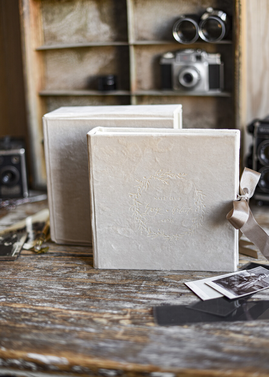 Albumy ślubne Pudełka na zdjęcia album na zdjęcia Welurowy Presonalizowany album na zdjęcia Ślubne - Fotoalbum Ślubny w Pokrowcu Na zdjęcia z Instaxa Ankiety Ksiega wpisów18