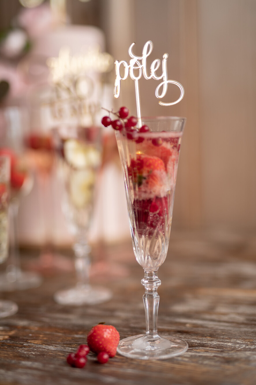 Figurki na tort / cake topper statuetki do drinków dekoracje tortu weselnego 1