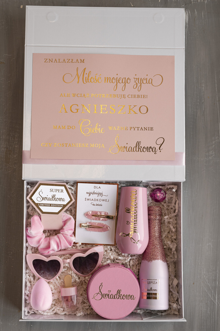 Prezenty dla świadków boxy prezentowe dla Świadkowej, prośba o świadkowanie Prośba o świadkowanie pomysł na prezent dla świadkowej, box kosmetyczny dla świadkowej i druhny, oryginalny prezent dla świadkowej 0