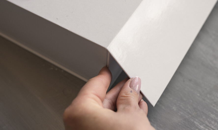 Prezenty dla świadków boxy prezentowe dla Świadkowej, prośba o świadkowanie prezent dla druhny, pomysł na prezent dla świadkowej, Box prezentowy dla świadkowej z różowym szlafrokiem, zestaw prezentowy dla druhny8