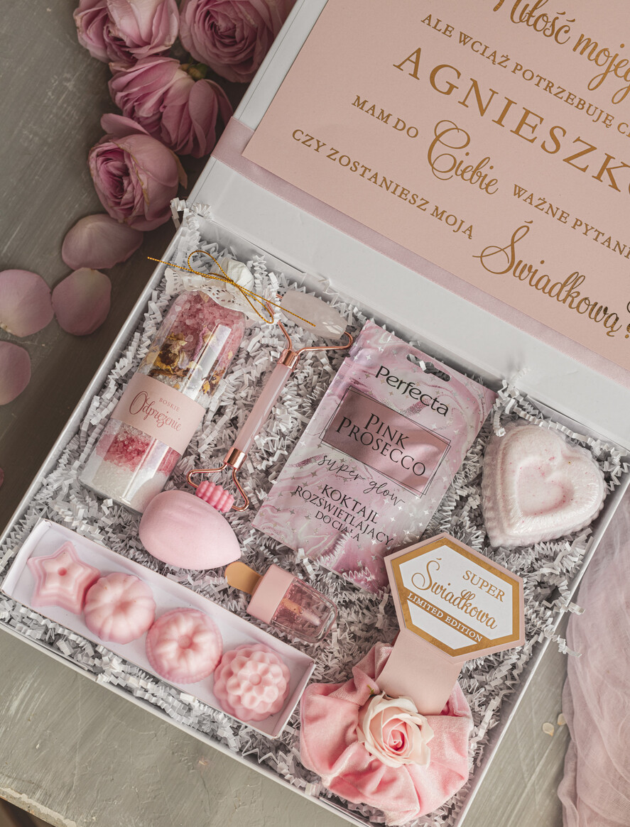 Prezenty dla świadków boxy prezentowe dla Świadkowej, prośba o świadkowanie czy zostaniesz moją świadkową pomysł na prezent dla świadkowej, zestaw beauty dla świadkowej, box prezentowy dla świadkowej i druhny, zestaw do kąpieli7