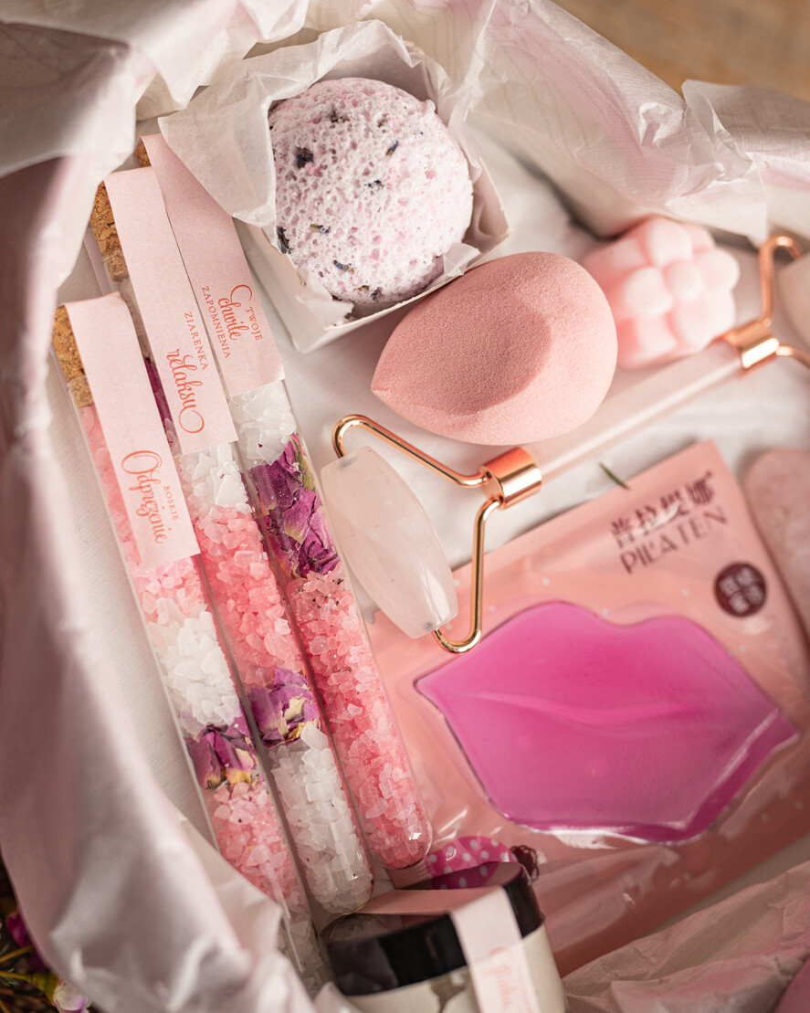 Prezenty dla świadków boxy prezentowe dla Świadkowej, prośba o świadkowanie   Prośba o Świadkowanie Serce Prezentowe - Prezent dla Świadkowej  Zestaw Ksometyków Czy zostaniesz moją Świadkową?4