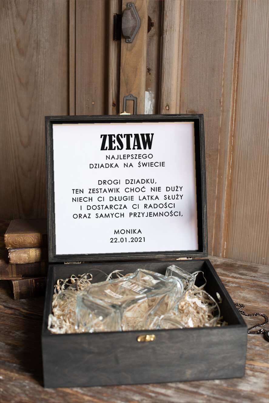 Prezenty dla Babci i Dziadka Prezenty dla Dziadka Prezent na dzień Dziadka grawerowana karafka i szklanki w Skrzynce Zyczenia dla dziadka w środku0