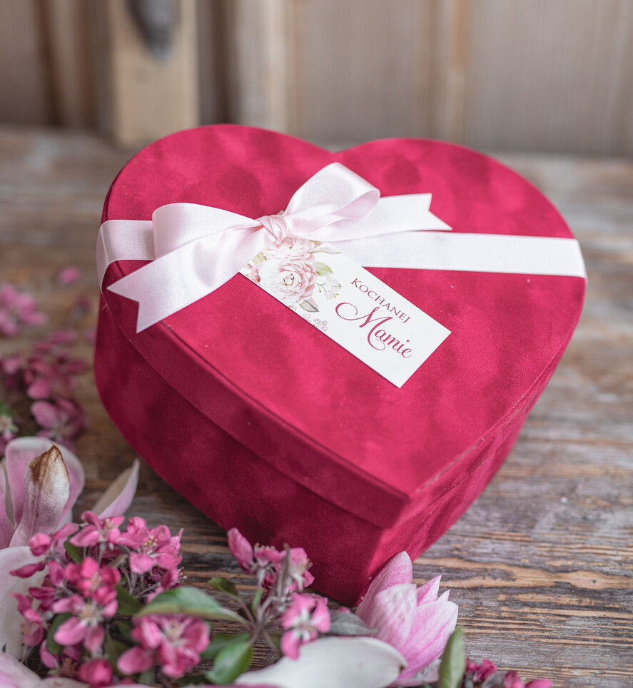 Prezenty dla Mamy zestawy w welurowych i ozdobnych pudełkach elegancki prezent na dzień mamy welurowe serce z piękną filiżanką flowerbox z filiżanką dla Mamy 5