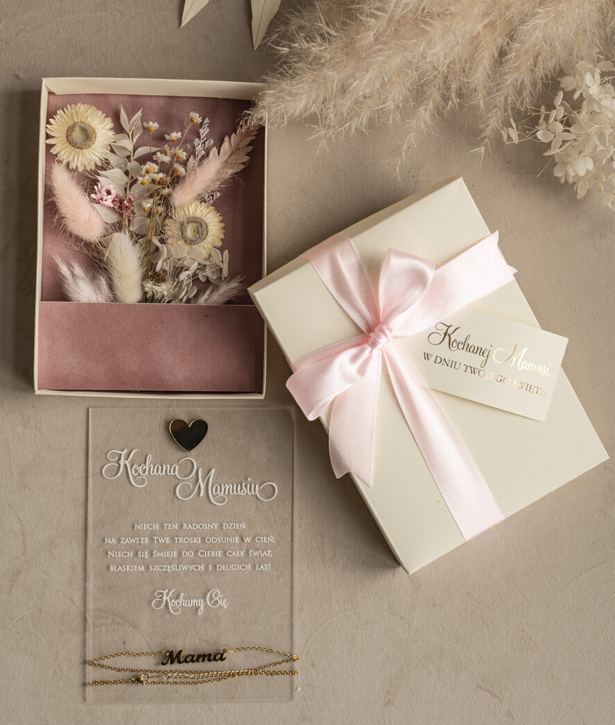 Prezenty dla Mamy biżuteria, pudełka, szkatułki na biżuterie łańcuszek dla Mamy eleganckie pudełko z kwiatami i życzeniami dla Mamy, flower box, prezent dla Mamy, pudełko z kwiatami dla Mamy, pomysł na prezent na dzień Mamy10