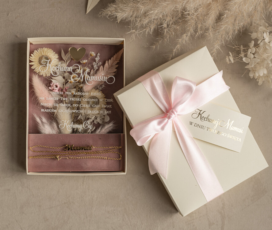 Prezenty dla Mamy biżuteria, pudełka, szkatułki na biżuterie łańcuszek dla Mamy eleganckie pudełko z kwiatami i życzeniami dla Mamy, flower box, prezent dla Mamy, pudełko z kwiatami dla Mamy, pomysł na prezent na dzień Mamy6