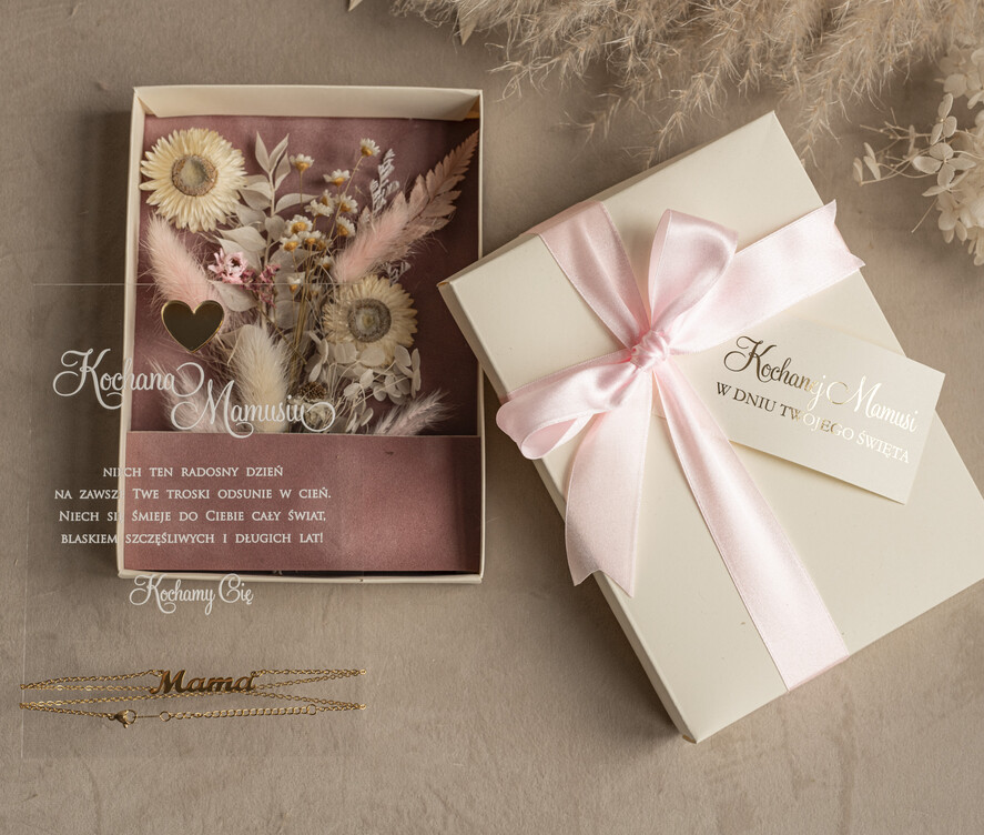 Prezenty dla Mamy biżuteria, pudełka, szkatułki na biżuterie łańcuszek dla Mamy eleganckie pudełko z kwiatami i życzeniami dla Mamy, flower box, prezent dla Mamy, pudełko z kwiatami dla Mamy, pomysł na prezent na dzień Mamy0