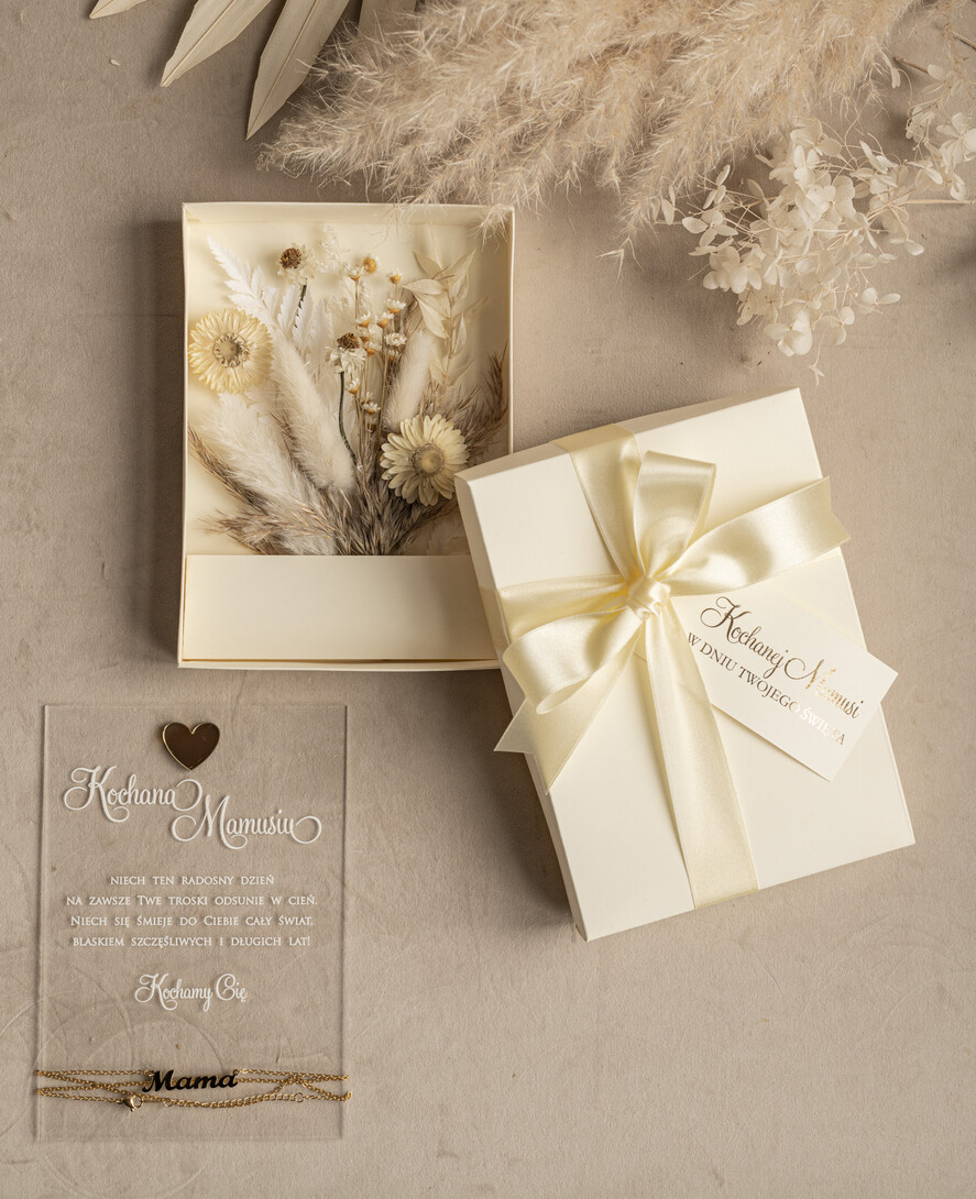 Prezenty dla Mamy biżuteria, pudełka, szkatułki na biżuterie eleganckie pudełko z kwiatami i życzeniami dla Mamy, flower box, prezent dla Mamy, pudełko z kwiatami dla Mamy, pomysł na prezent na dzień Mamy7