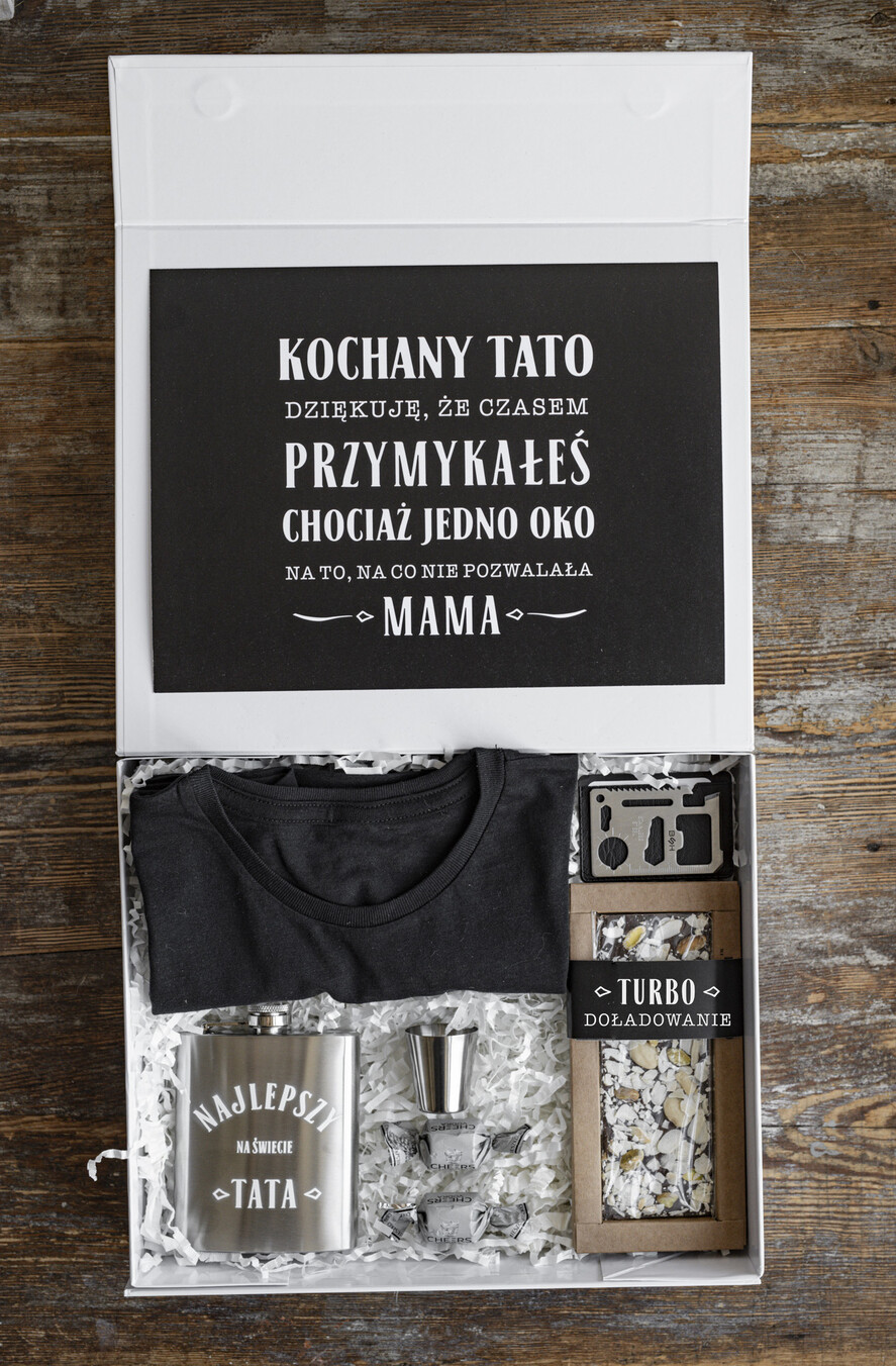 Prezenty dla Taty dzien ojca zestawy dla Taty pomysł na prezent dla Taty na urodziny, zestaw prezentowy na dzień Ojca, skarpetki z dedykacją dla Taty, fajne pomysły na prezent dla Taty, personalizowane prezenty2