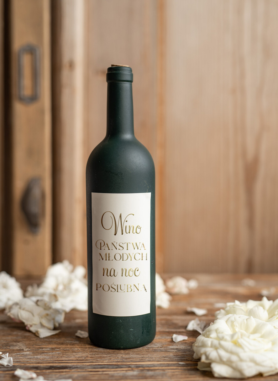 Prezenty dla Młodej Pary zestawy i akcesoria do wina i drinków Wyjątkowy prezent ślubny akcesoria do trunków w eleganckim pudełku personalizowana naklejka na butelkę 7