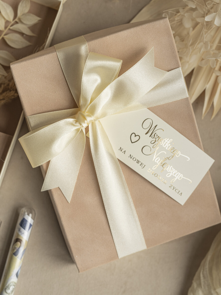 Prezenty dla Młodej Pary flowerbox, kartki z życzeniami, pudełka na prezenty bezowy upominek dla Młodej Pary zamiast kwiatów, Pamiątka Ślubna wraz z życzeniami pudełko na pieniądze dla Nowożeńców, kartka z życzeniami dla Pary Młodej 5
