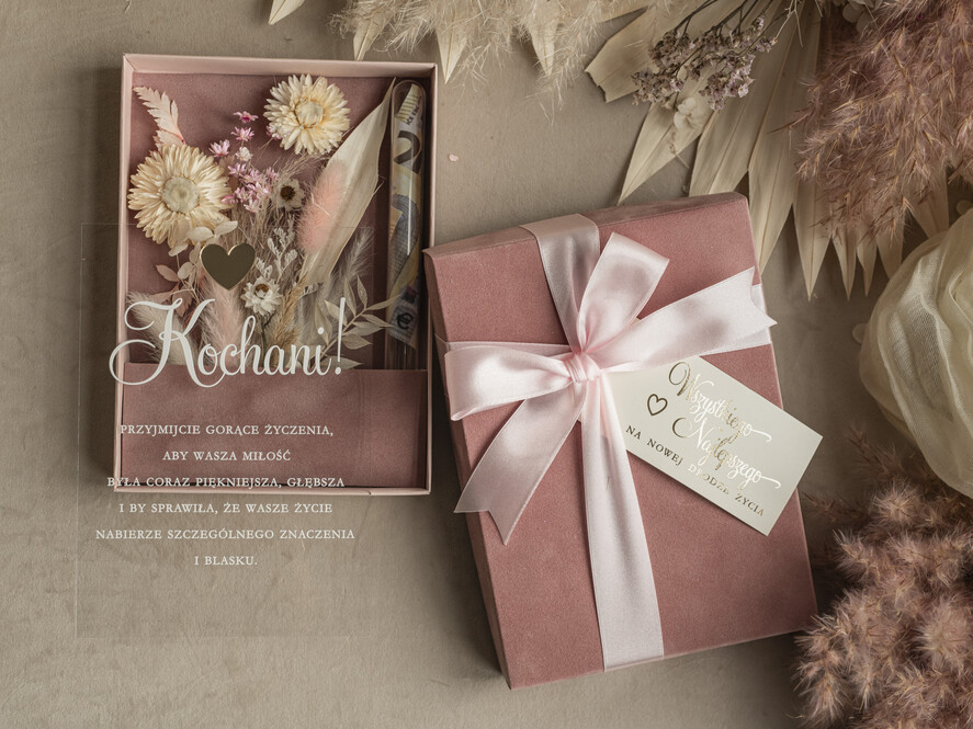 Prezenty dla Młodej Pary flowerbox, kartki z życzeniami, pudełka na prezenty Welurowe pudełko na pieniądze dla Młodej Pary, Pamiątka Ślubu wraz z zyczeniami pudełko na pieniądze dla Nowożeńców, pleksowa kartka z życzeniami1
