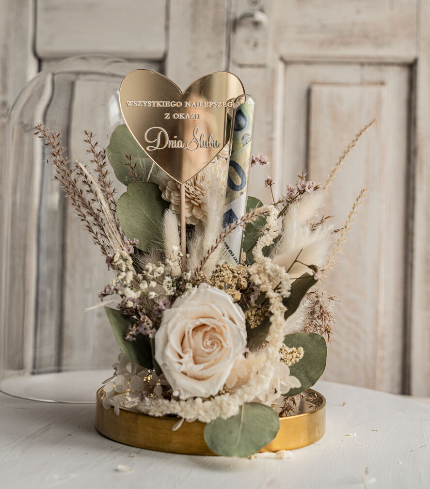Prezenty dla Młodej Pary flowerbox, kartki z życzeniami, pudełka na prezenty Pomysł na prezent ślubny dla Młodej Pary, pomysł na wręczenie pieniędzy Młodej Parze, co zamiast kwiatów fiolka na pieniądze, kwiaty w szkle, suszone kwiaty w kopule7