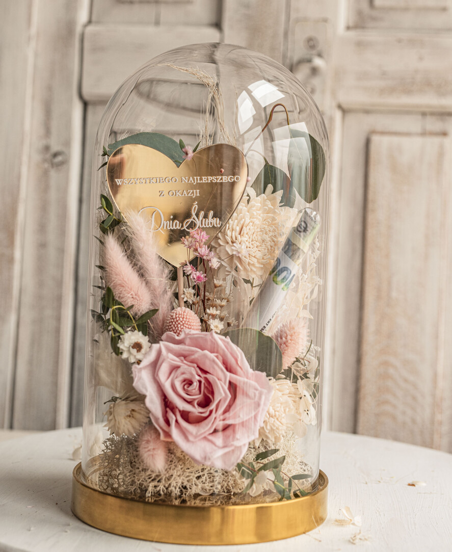 Prezenty dla Młodej Pary flowerbox, kartki z życzeniami, pudełka na prezenty prezenty z okazji ślubu dla Pary Młodej, w co zapakować pieniądze dla pary młodej, kompozycja kwiatowa w szklanej kopule, fiolka na pieniądze dla młodej pary, różowo zielony flowerbox5