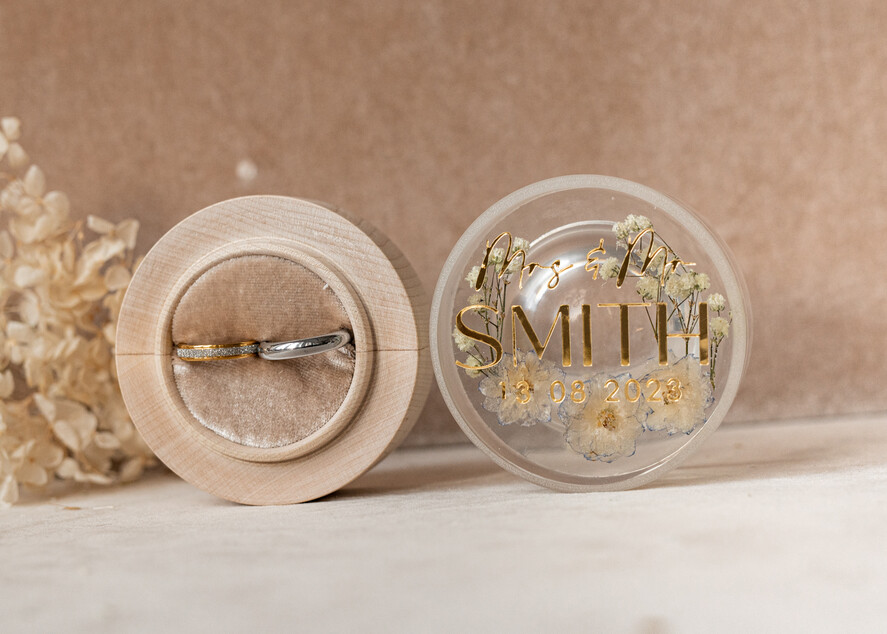 Pudełka Szkatułki na Obrączki epoxy ręcznie robione pudełeczko z drewna z żywicą, personalizowane pudełko na obrączki ślubne, pudełkeczka z kwiatami na obrączki19