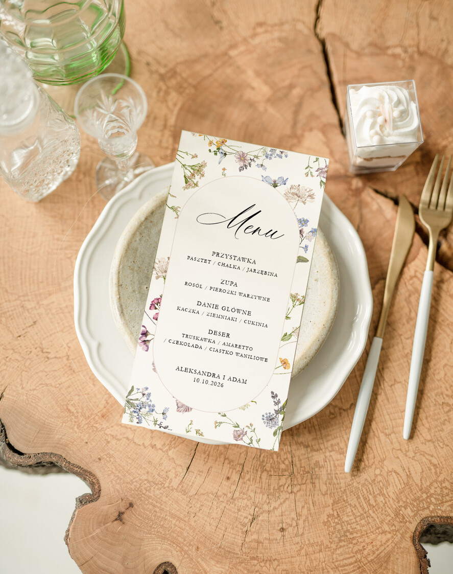 Menu Nowoczesne prosta forma kwiatowe menu na stoły weselne, karta dań na wesele, proste menu weselne w kolorze ecru, karta dań weselnych, menu weselne, plan podawania posiłków na weselu1