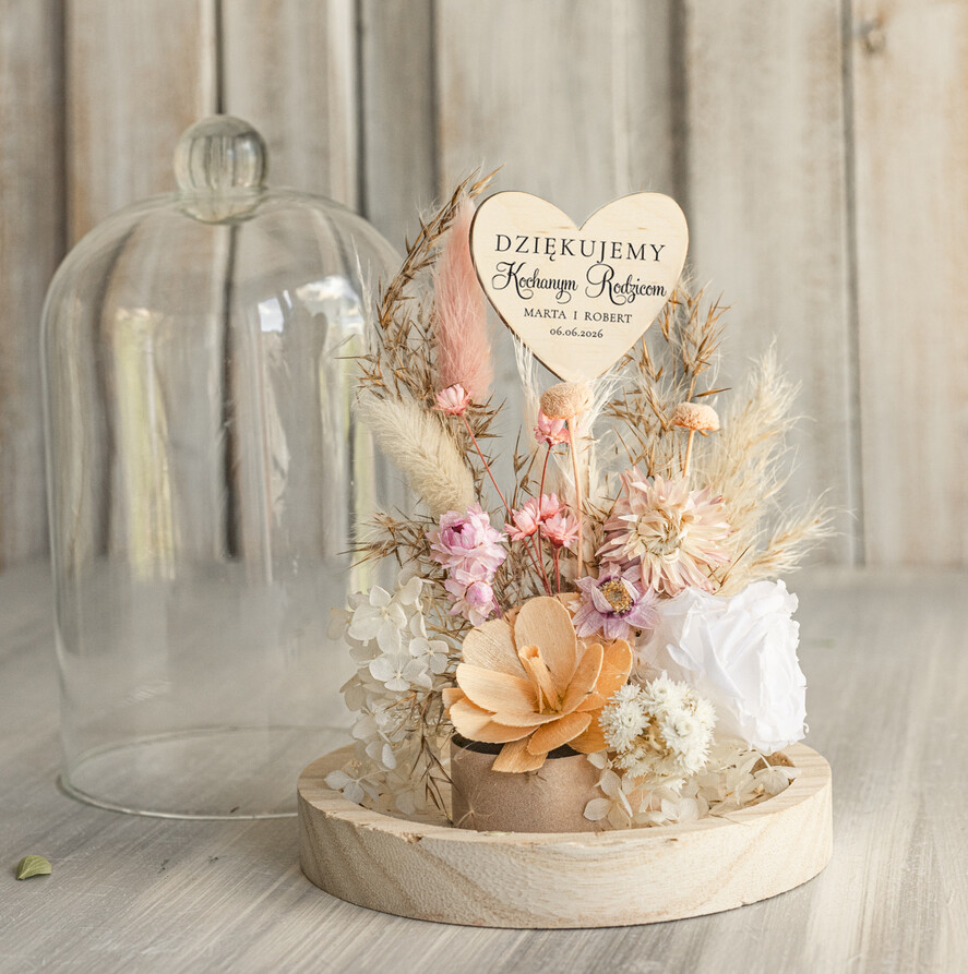 Prezenty, Podziękowania dla Rodziców Kompozycje Kwiatowe / Flowerboxy Podziękowania dla Rodziców flowerbox z suszonych kwiatów, Wieczna róża Podziękowanie od Młodej Pary kwiaty w szklanej kopule, pomysł na prezent dla Rodziców lub Mamy1