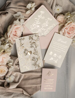 Zaproszenia ślubne Złote Glamour złote zaproszenia ślubne ze złotym serduszkiem ręcznie robione zaproszenia na slub glamour zaproszenie ślubne zamykane w złotej kalce zaproszenia na ślub i wesele12