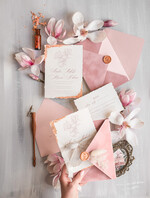 Zaproszenia ślubne Złote Glamour Darte zaproszenia ślubne z płatkami złota, delikatne zaproszenia na ślub ze złotem, zaproszenie glamour z jedwabną wstążką złote zaproszenia na ślub1